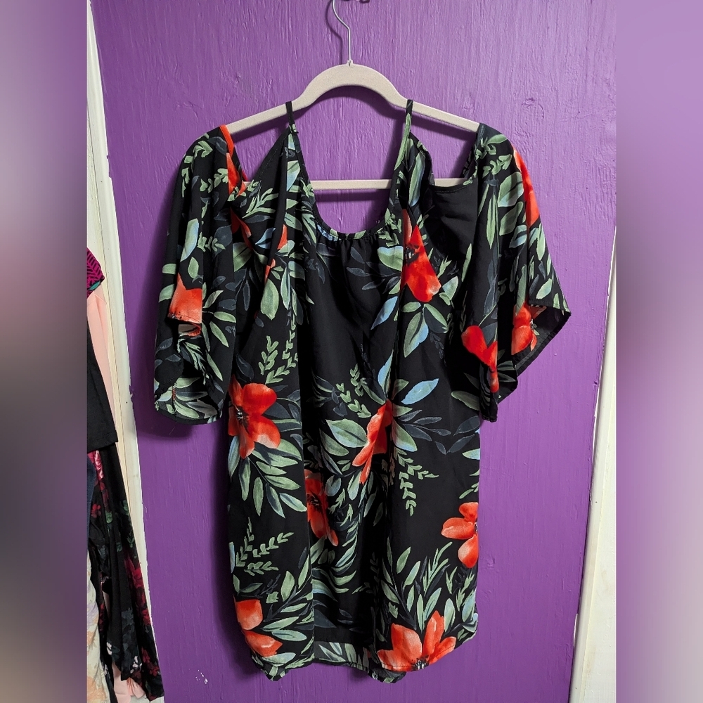 💜 ODDY Black Red Floral Cold Shoulder Tunic Blouse 3X 22 24 - Picture 3 of 3